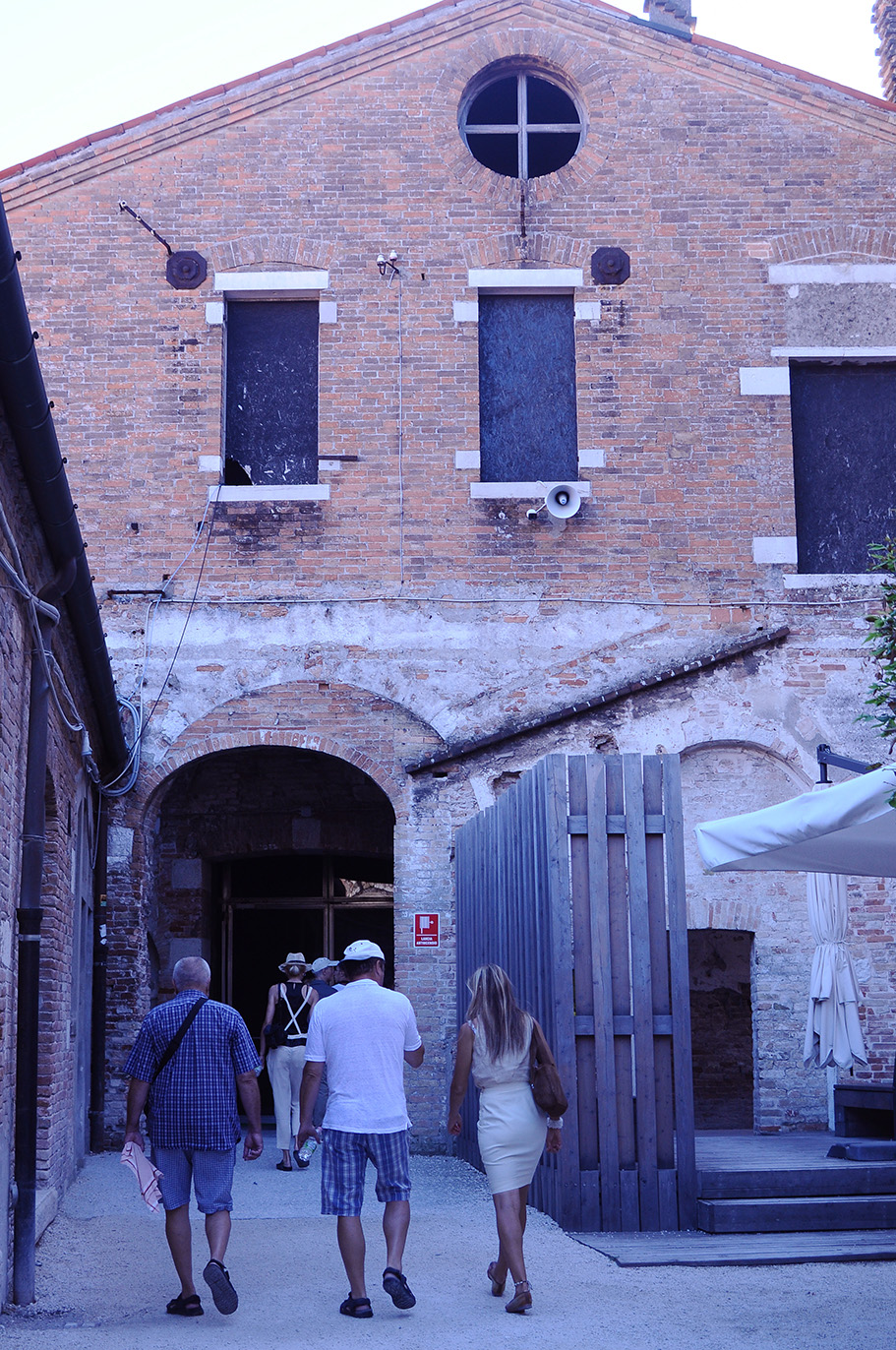 Arsenale main pavilion - venice biennale 2022 - raluca turcanasu